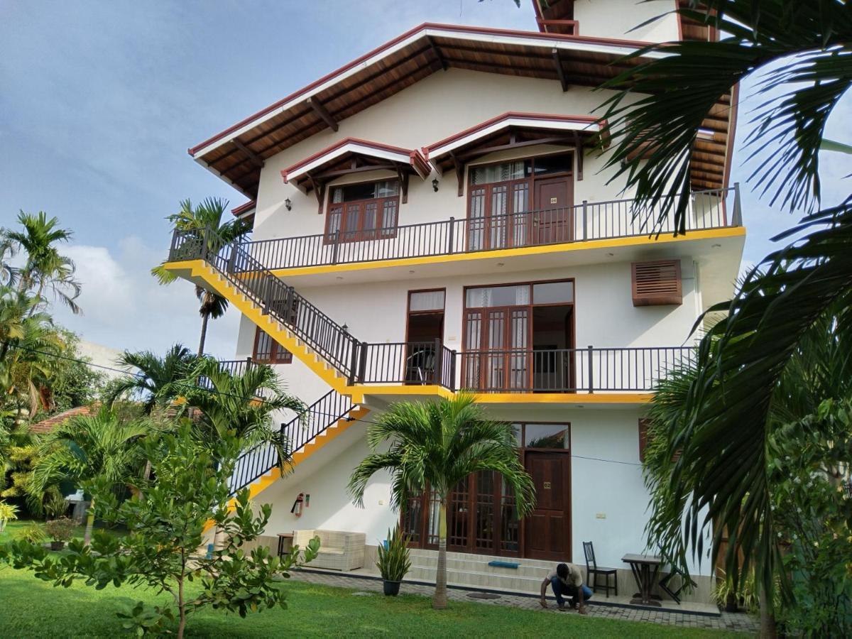 Lioni Holidays Villa Negombo Luaran gambar
