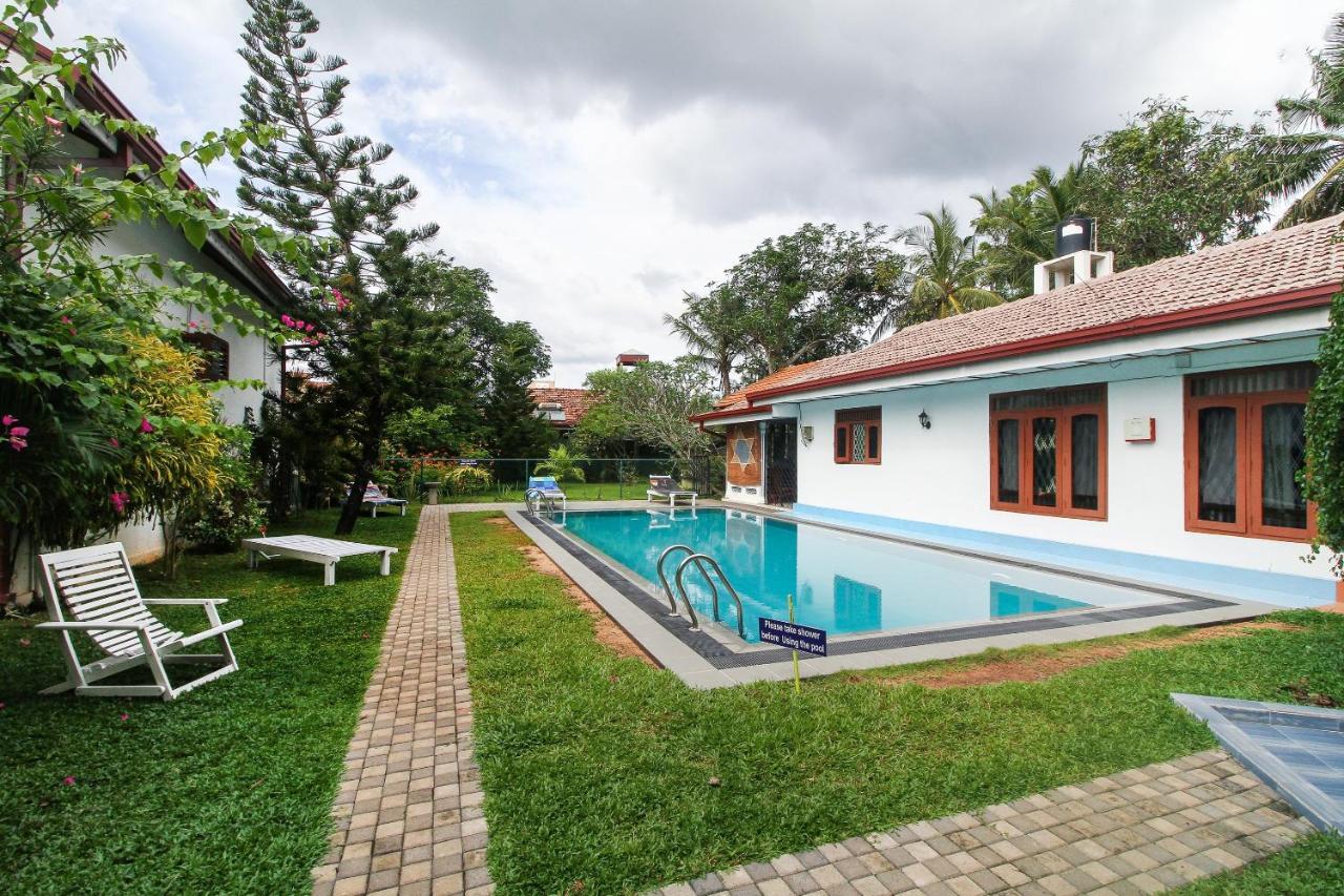 Lioni Holidays Villa Negombo Luaran gambar